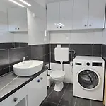 Fodor - Biro Tours Nr 179 Apartment Keszthely